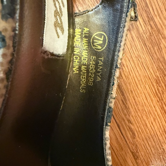 RENICA “Tanya” LEOPARD SHOES - Picture 5 of 8